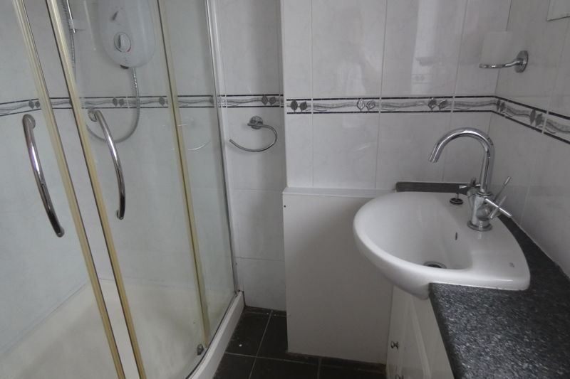 First floor bathroom- click for photo gallery